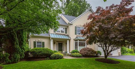 Houses for sale bethesda. Zillow has 256 homes for sale in Mohican Hills Bethesda. View listing photos, review sales history, and use our detailed real estate filters to find the perfect place. 