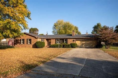 Houses for sale connersville indiana. 
