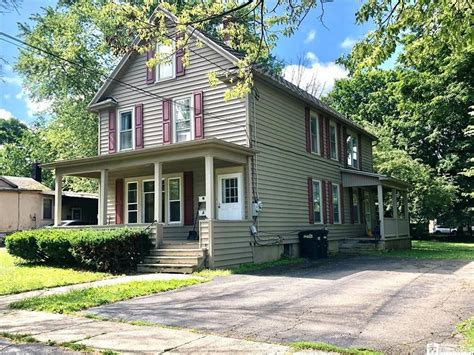 Houses for sale fredonia ny. 2 beds 3 baths 2,996 sq ft 4.50 acres (lot) 3624 E Main Hwy, Pomfret, NY 14063. Listing by Niebel Realty, (716) 673-9629. 14063, NY home for sale. 2 unit investment property in the heart of Fredonia with vinyl siding, 2 front porches, and oak kitchens. Both units have 3 bedrooms and laundry facilities in each. 