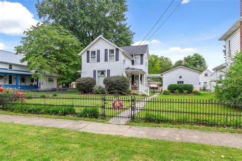 Houses for sale galion ohio. 4761 State Route 309, Galion, OH 44833 is pending. Zillow has 43 photos of this 3 beds, 3 baths, 2,739 Square Feet single family home with a list price of $277,000. 