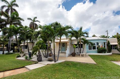 Houses for sale hollywood fl. 2 beds 2 baths 840 sq ft. 1855 Plunkett St #405, Hollywood, FL 33020. (954) 962-7334. 33020, FL home for sale. Nice and cozy house close to schools, shopping . great backyard, pet friendly. Property is located in the opportunity zone. Great Investment opportunity to built a multifamily building. 