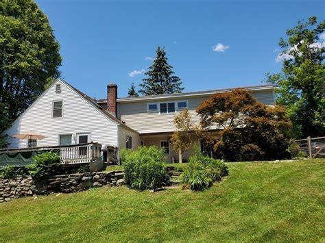 Houses for sale in amherst ma. Find homes for sale with a view in North Amherst, MA. Get real time updates. Connect directly with real estate agents. Get the most details on Homes.com. Find an Agent ... North Amherst, MA Home for Sale with View / 6. … 