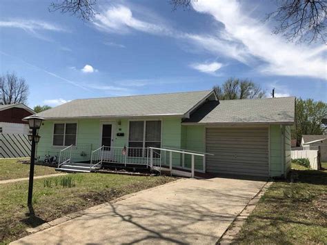 Houses for sale in arkansas city ks. For Sale: 5 beds, 3 baths ∙ 1914 sq. ft. ∙ 1516 N 10th, Arkansas City, KS 67005 ∙ $174,900 ∙ MLS# 634340 ∙ This is a wonderful home that has just been updated and remodeled! With 5 bedrooms and 3 ... 