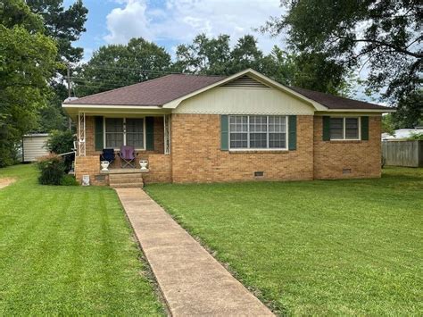 Houses for sale in batesville ms. Search 65 homes for sale in Batesville and book a home tour instantly with a Redfin agent. Updated every 5 minutes, get the latest on property info, market updates, and more. 