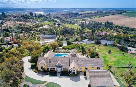Houses for sale in bonsall. Browse 47 homes for sale in Bonsall, CA. View prices, photos, virtual tours, schools, permit info, neighborhood guides, noise levels, and more. 