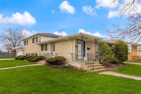 Houses for sale in calumet city il. Zillow has 9 single family rental listings in Calumet City IL. Use our detailed filters to find the perfect place, then get in touch with the landlord. 