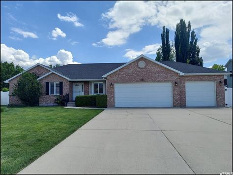 Houses for sale in centerville utah. Mar 27, 2024 · Search 31 homes for sale in Centerville and book a home tour instantly with a Redfin agent. Updated every 5 minutes, get the latest on property info, market updates, and more. 