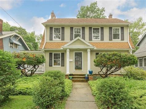 Houses for sale in cleveland heights. Browse real estate listings in 44118, Cleveland, OH. There are 125 homes for sale in 44118, Cleveland, OH. Find the perfect home near you. 