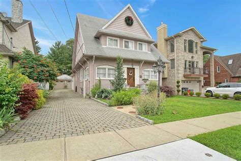 Houses for sale in cliffside park nj. Feb 7, 2024 · 12 single family homes for sale in Cliffside Park NJ. View pictures of homes, review sales history, and use our detailed filters to find the perfect place. 