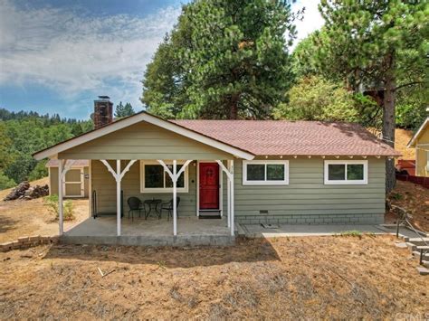 Houses for sale in crestline ca. 1025 Playground Dr, Crestline, CA 92325 is for sale. View 45 photos of this 3 bed, 2 bath, 2445 sqft. single family home with a list price of $550000. 