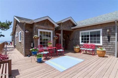 8 Condos For Sale in Depoe Bay, OR. Browse photos, see new 