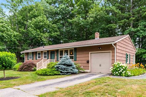 Houses for sale in dover nh. Information is not guaranteed and should be independently verified. Sold - 6 1/2 Whittier St, Dover, NH - $413,000. View details, map and photos of this single family property with 3 bedrooms and 1 total baths. MLS# 4982331. 