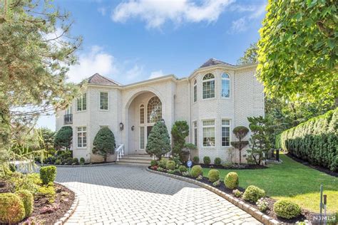 Houses for sale in englewood cliffs nj. Things To Know About Houses for sale in englewood cliffs nj. 