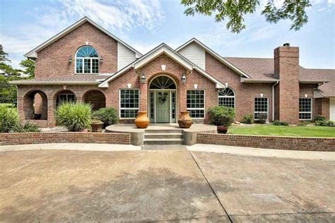 Houses for sale in enid. Zillow has 8 homes for sale in Pope MS matching Enid Lake. View listing photos, review sales history, and use our detailed real estate filters to find the perfect place. 