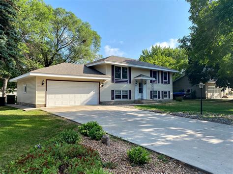 Houses for sale in fridley mn. Zillow has 37 photos of this $525,000 4 beds, 3 baths, 2,531 Square Feet single family home located at 14289 Fridley Way, Apple Valley, MN 55124 built in 1997. MLS #6490490. 