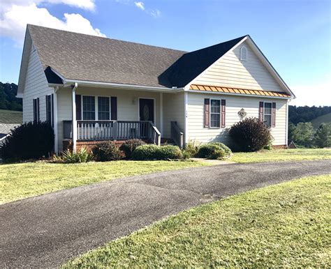 Houses for sale in galax va. The average sale price for homes in Galax, VA over the last 12 months is $212,968, up 3% from the average home sale price over the previous 12 months. Home Trends Median Price (12 Mo) $179,950. Median Single Family Price. $200,000. Average Price Per Sq Ft. $139. Number of Homes for Sale. 31. Last 12 months Home Sales. 196. 