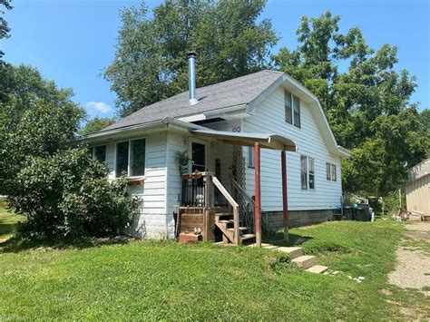 Houses for sale in garrettsville ohio. View 41 homes that sold recently in Garrettsville, OH with a median transaction price of $194,500 at realtor.com®. ... Home values for zips near Garrettsville, OH. 44231 Homes for Sale $230,000; 