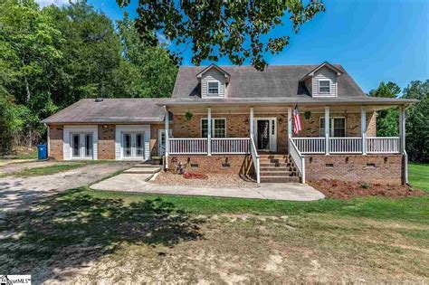 Houses for sale in gray court sc. 