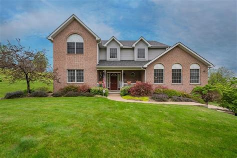 Browse 9 big homes for sale in Hempfield Township, PA. V