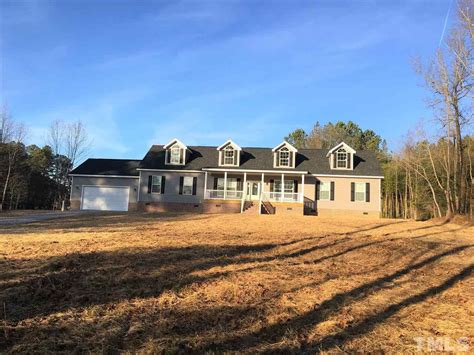 Houses for sale in henderson nc. 1450 Parker Lane. Henderson, NC 27536. Single Family Home For Sale. New Listing - a week on Site. 1 / 30. $269,900. Active Listing. Single Family Home For Sale. 3. 