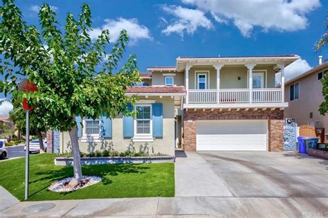 Houses for sale in la habra ca. In March 2024 in La Habra, CA there were 8.5% more homes for sale than in February 2024. The median list price of listings available in March 2024 was $800,000, while the average time on the real estate market was 22 days. 