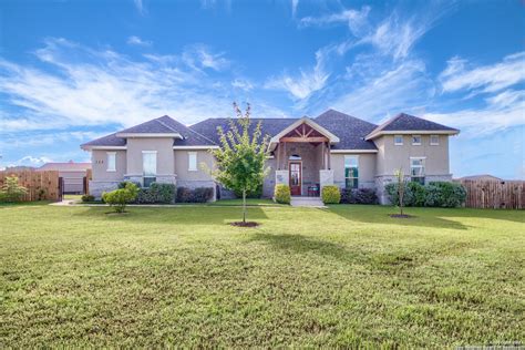 Houses for sale in la vernia tx. La Vernia TX Real Estate & Homes for Sale - Homes.com. For Sale. 216. La Vernia, TX Homes for Sale. Sort. Recommended. $137,000. Land. 3.03 Acres. $45,215 per Acre. … 