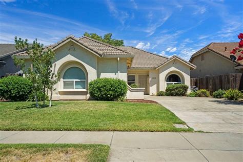 Houses for sale in lodi. Explore the homes with Newest Listings that are currently for sale in Lodi, CA, where the average value of homes with Newest Listings is $539,500. Visit realtor.com® and browse house photos, view ... 