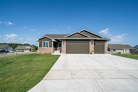 Houses for sale in mulvane ks. On average, homes in Outer Sedgwick County, Mulvane sell after 45 days on the market compared to the national average of 42 days. The average sale price for homes in Outer Sedgwick County, Mulvane over the last 12 months is $438,426, up 7% from the average home sale price over the previous 12 months. Home Trends. Median Price (12 Mo) … 