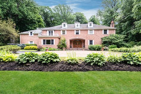 Zillow has 61 homes for sale in Baldwin NY. View listi