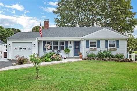 Houses for sale in niantic ct. See photos and price history of this 4 bed, 3 bath, 3,008 Sq. Ft. recently sold home located at 5 Dart St, East Lyme, CT 06357 that was sold on 11/10/2023 for $927000. 