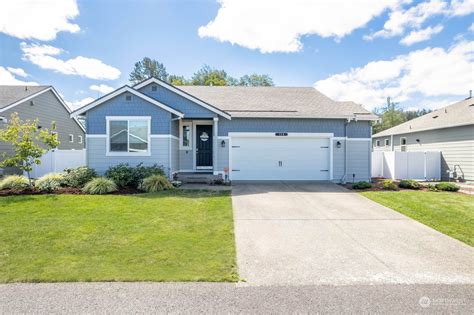 Houses for sale in orting wa. Sold - 304 Calistoga St W, Orting, WA - $285,000. View details, map and photos of this single family property with 2 bedrooms and 1 total baths. MLS# 2035212. 