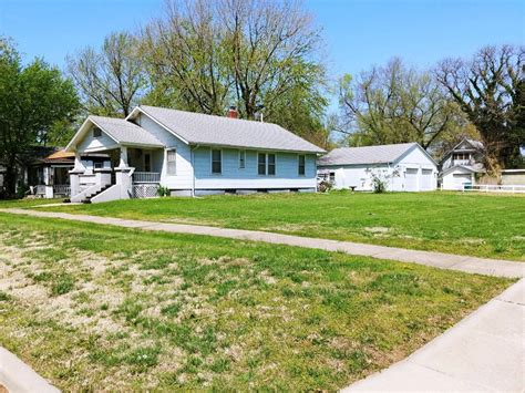 Houses for sale in osawatomie ks. Zillow has 46 homes for sale in 66064. View listing photos, review sales history, and use our detailed real estate filters to find the perfect place. 