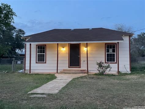 Houses for sale in pearsall tx. Things To Know About Houses for sale in pearsall tx. 