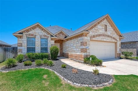 Houses for sale in rosenberg. 1705 Wimberly Hollow Ln. Rosenberg, TX 77471. $369,900. Active. For Sale, Single-Family. Traditional style in The Reserve At Brazos Town Center Sec 2 in Fort Bend South/Richmond (Marketarea) 4 bedrooms. 2,504 Sqft. ($148/Sqft.) 3 full baths. 
