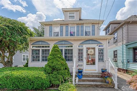Houses for sale in south amboy nj. The listing broker’s offer of compensation is made only to participants of the MLS where the listing is filed. Zillow has 34 photos of this $399,000 3 beds, 1 bath, 1,314 Square Feet single family home located at 24 Kearney Ave, South Amboy, NJ 08879 built in 1898. MLS #2408195R. 