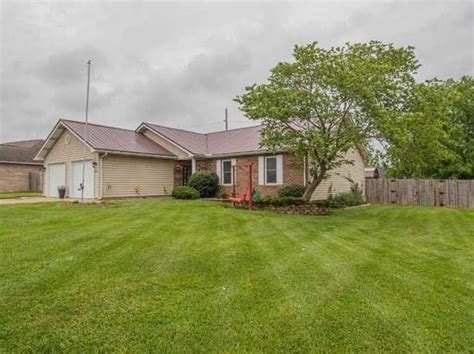 Houses for sale in vincennes in. 2 baths. 2,803 sq ft. 514 Deer Creek Dr, Vincennes, IN 47591. $259,900. 3 beds. 2 baths. 1,694 sq ft. 1802 Forbes Rd, Vincennes, IN 47591. Nearby homes similar to 5 Clodfelder Dr have recently sold between $140K to $365K at an average of $115 per square foot. 