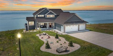 Lake Poinsett, SD 1-Story Homes for Sale / 37. $475,000 . 3 Beds; 