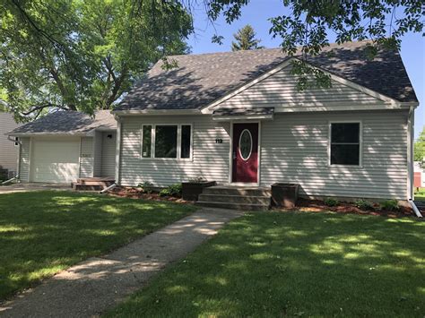 Houses for sale morris mn. 46110 194th St, Morris, MN 56267 Peaceful living in this rambler style house on 1.6 acres! Almost 2100 square feet on the main level with 3 bedrooms, 2 bathrooms, and main floor laundry. 