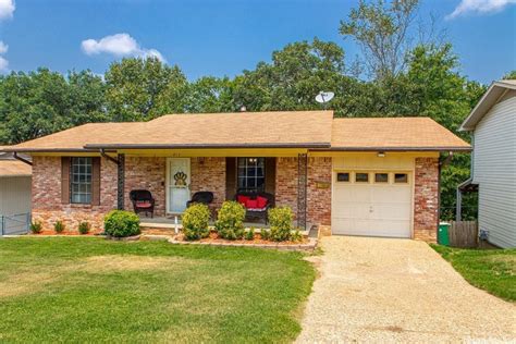 Houses for sale north little rock. 4919 Lakeview Rd, North Little Rock, AR 72116 is for sale. View 50 photos of this 4 bed, 4 bath, 2556 sqft. single family home with a list price of $299900. 
