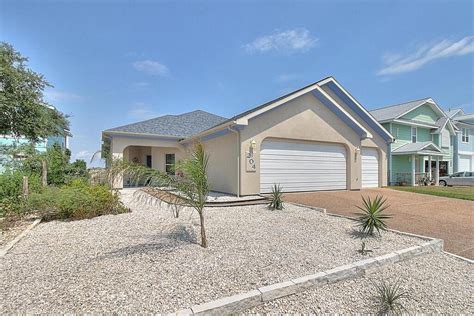 Houses for sale rockport tx. An equal housing lender. NMLS #10287. 555 Sanctuary Dr, Rockport, TX 78382 is currently not for sale. The 2,815 Square Feet single family home is a -- beds, -- baths property. This home was built in 2005 and last sold on 2023-08-30 for $899,500. View more property details, sales history, and Zestimate data on Zillow. 