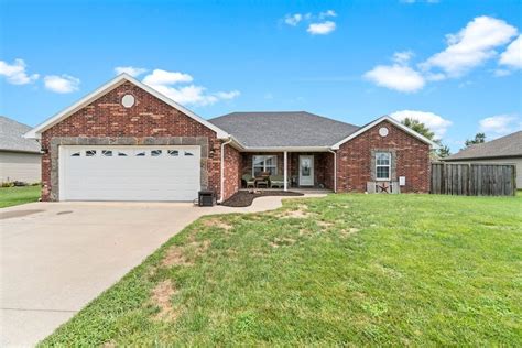 Houses for sale sikeston mo. Sikeston, MO Houses for Sale. $339,900. 4 Beds. 3 Baths. 2,520 Sq Ft. 423 W Salcedo Rd, Sikeston, MO 63801. Discover timeless luxury in this one-of-a-kind beautifully remodeled home that will stand the test of time! It has been updated with clean lines, beautiful flooring, high-end appliances, built-ins, brand new window and 2 New HVAC systems ... 