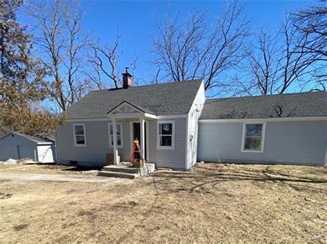 Houses for sale smithville mo. Zillow has 57 homes for sale in Smithville R-Ii School District. View listing photos, review sales history, and use our detailed real estate filters to find the perfect place. ... Smithville, MO 64089. REECENICHOLS-KCN. $310,000. 2 bds; 1 ba; 1,304 sqft - House for sale. 4080 Carter Dr, Smithville, MO 64089. KELLER WILLIAMS KC NORTH. $375,000. 