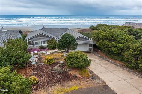 Houses for sale waldport oregon. For Sale: 3 beds, 2 baths ∙ 1152 sq. ft. ∙ 955 NE Mill St, Waldport, OR 97394 ∙ $99,000 ∙ MLS# 24-478 ∙ Investment Opportunity in Bay View Subdivision, Waldport! Priced to sell, this fixer presents... 
