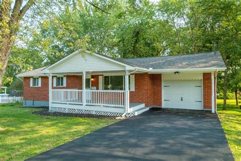 Houses for sale warren county ohio. See the 363 available homes for sale with a garage in Warren County, OH. Find real estate price history, detailed photos, ... Warren County OH Homes for Sale with Garage / 31. $370,000 2 Beds; 2 Baths; 1,724 Sq Ft; 597 Hafton Ct, … 