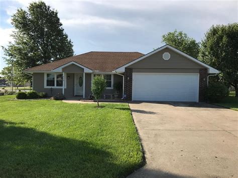 Houses for sale warrensburg mo. Search 3 bedroom homes for sale in Warrensburg, MO. View photos, pricing information, and listing details of 78 homes with 3 bedrooms. 
