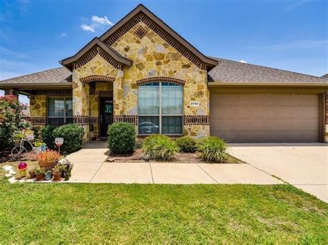 Houses for sale waxahachie tx. 3,774 Sq Ft. 1731 Upland Rd, Waxahachie, TX 75165. This to-be-built home is the "Bellflower II" plan by Bloomfield Homes, and is located in the community of The North Grove. This Single Family plan home is priced from $535,990 and has 4 bedrooms, 3 baths, 1 half baths, is 3,774 square feet, and has a 2-car garage. 