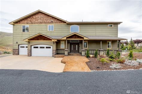 Houses for sale wenatchee wa. Retreat to the luxurious primary s. $1,290,000. 3 beds 2.5 baths 4,428 sq ft 8,712 sq ft (lot) 315 Pugsley Pl NW, East Wenatchee, WA 98802. Listing provided by NWMLS as Distributed by MLS Grid. Gated Community - East Wenatchee, WA home for sale. 