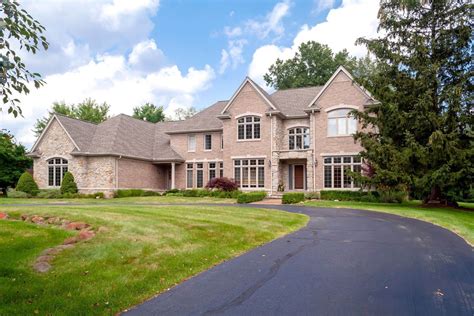 Houses in clarkston mi for sale. The average sale price for homes in Clarkston, MI over the last 12 months is $439,682, up 4% from the average home sale price over the previous 12 months. Home Trends Median Price (12 Mo) $377,499. Median Single Family Price. $385,000. Median Townhouse Price. $415,990. Median 2 Bedroom Price. $265,000. 