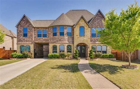 Houses in grand prairie tx. 265 single family homes for sale in Grand Prairie TX. View pictures of homes, review sales history, and use our detailed filters to find the perfect place. 