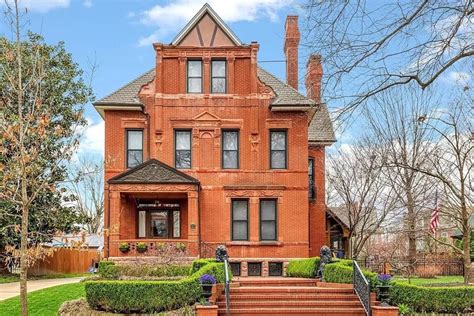 Houses in st louis. Posted on September 7, 2021. Neighborhood: Central West End Architect: Frederick C. Dunn Landscape designer: Matthew Moynihan, Moynihan & Associates Significant stats: … 